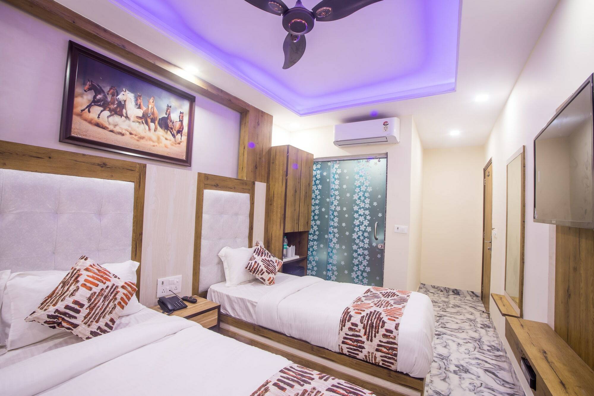 Hotel Harsha International New Delhi Ngoại thất bức ảnh